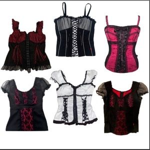 ☠️ISO: Tripp nyc corsets☠️